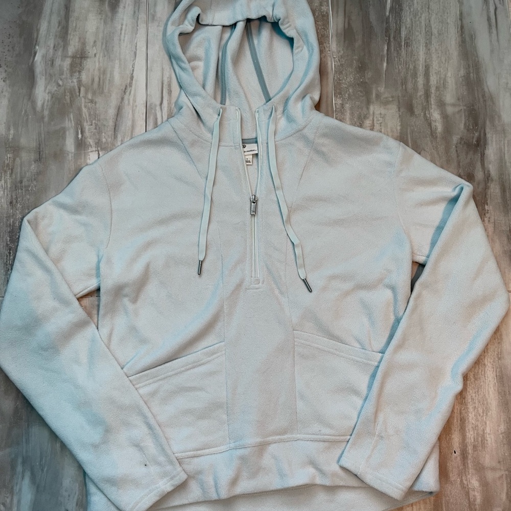 ALL IN MOTION HOODED HALF ZIP